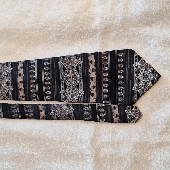 The Arrow Company Est.1851 Navy Blue Grey Pattern Striped Unique Design #27 - Picture 3 of 5